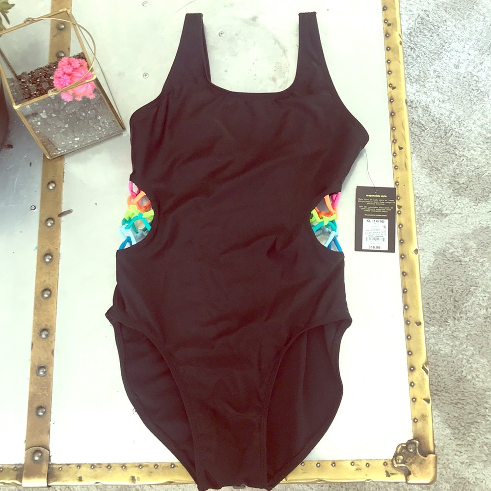 Girls side cut-out one piece swimsuit girls XL